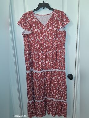 Women's Floral Tiered Cold-Shoulder Dress - Rust